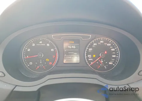 2017 Audi Q3 Premium z USA, uszkodzony, nr VIN WA1BCCFS2HR009858